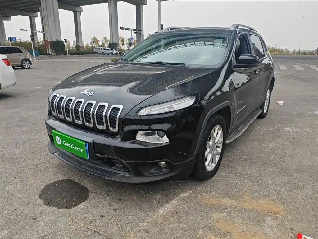 2017 Used Jeep Cherokee - Should Chinese Be Capitalized? 2017 Used Jeep Cherokee - Should Chinese Be Capitalized?