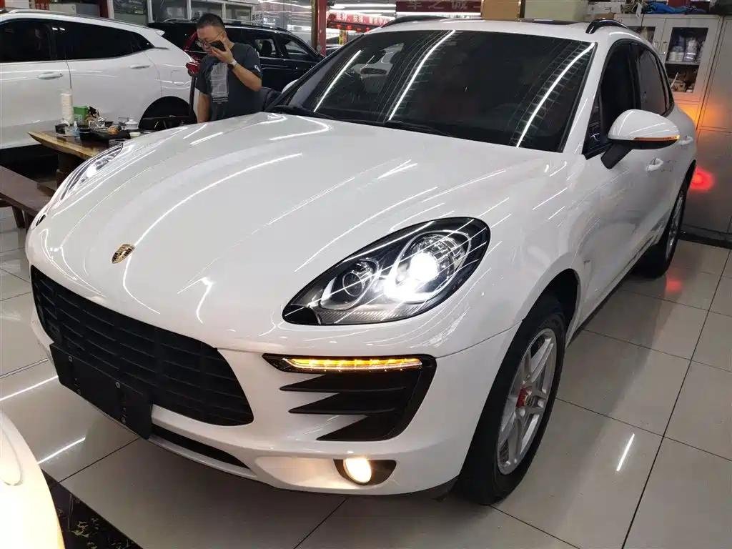 2018 Porsche Macan 2018 - Premier Chinese Used Car Dealership 2018 Porsche Macan 2018 - Premier Chinese Used Car Dealership