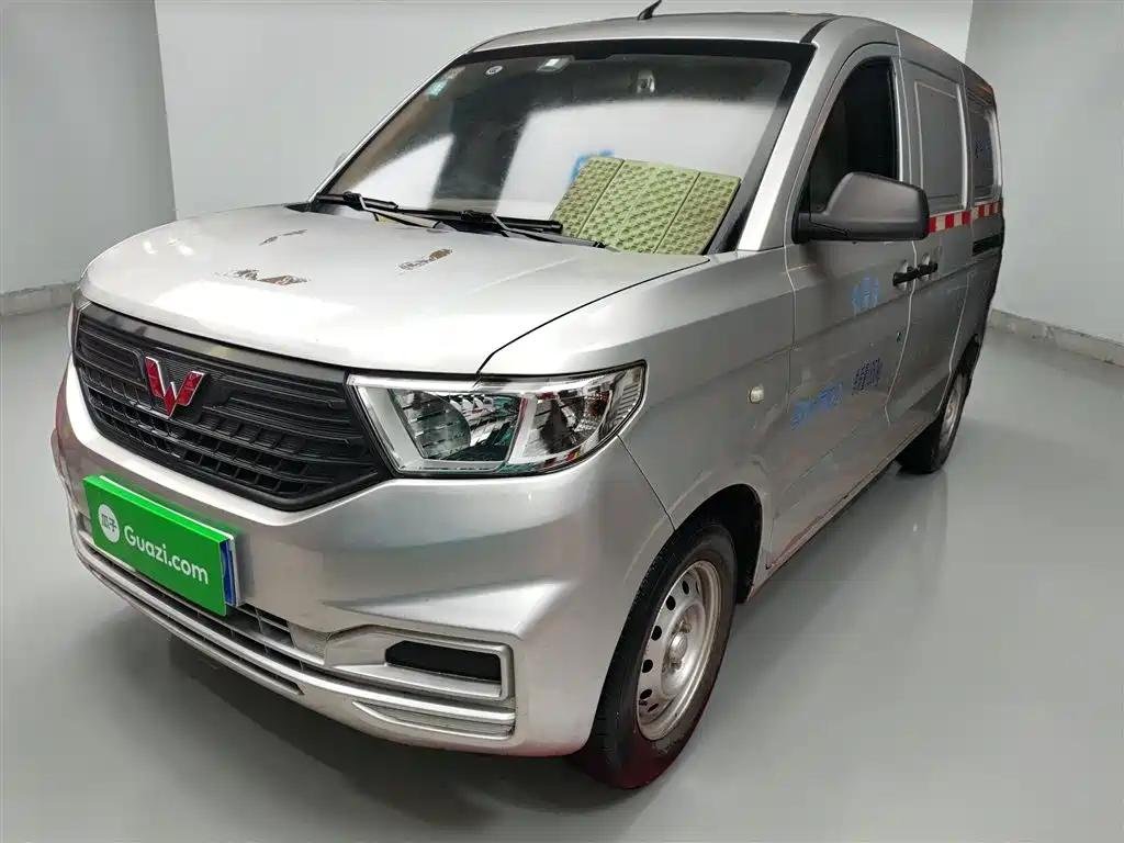 2020 Wuling Hongguang V Van: Used Car Parts for Sale in China 2020 Wuling Hongguang V Van: Used Car Parts for Sale in China
