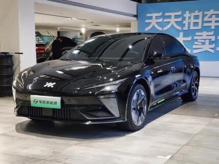 2022 IM L7 - Chinese EV Car Companies Flagship
