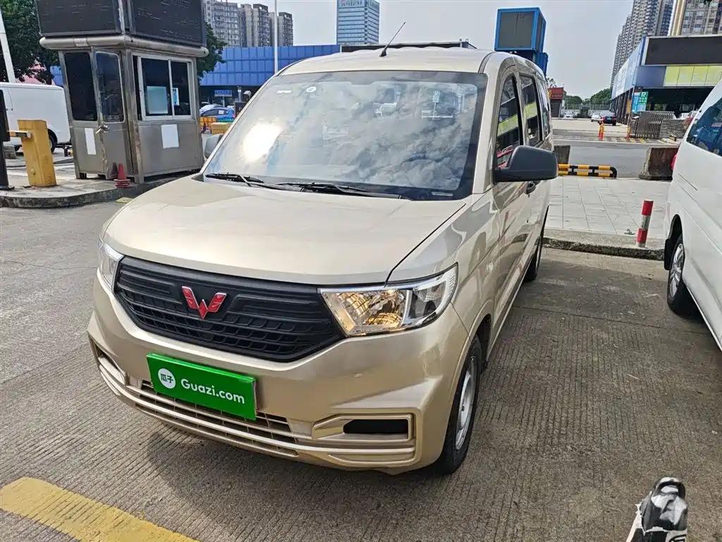 2022 Wuling Hongguang Mini E.V Translated Used Car in Chinese 2022 Wuling Hongguang Mini E.V Translated Used Car in Chinese