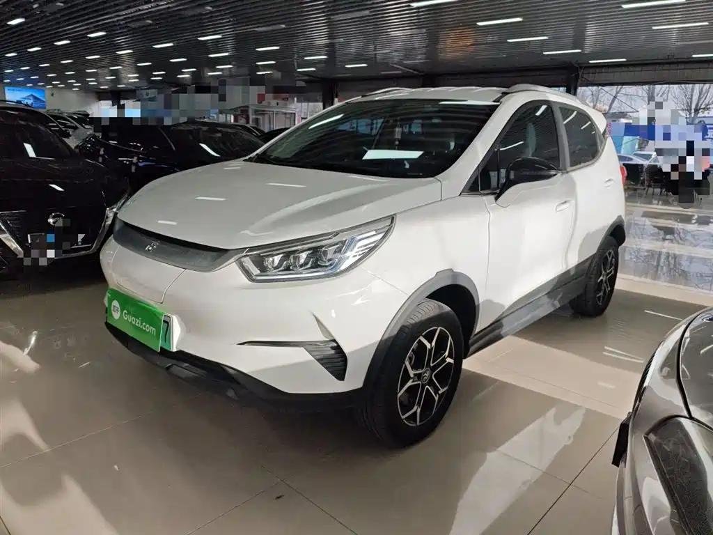 2022 Yuan Pro - New Chinese EV Car Mini 2022 Yuan Pro - New Chinese EV Car Mini