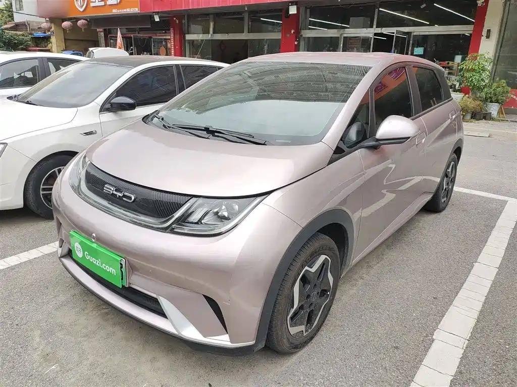 2023 BYD Dolphin Design - Best Chinese EV Cars Lineup 2023 BYD Dolphin Design - Best Chinese EV Cars Lineup