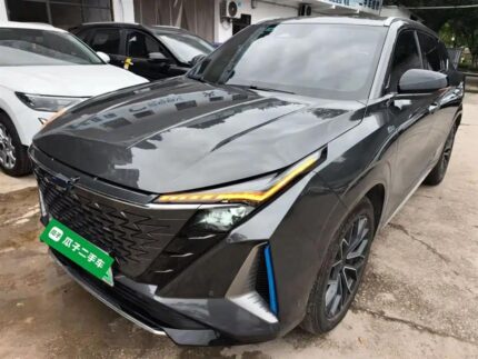 2023 Changan Oshan Z6 EV Used Chinese Electric Cars for Sale in Pakistan