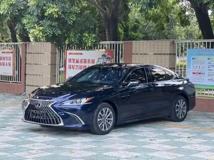 2023 Lexus ES Hybrid: Buy from China