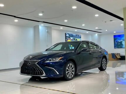 2024 Lexus ES Hybrid: Buy from China
