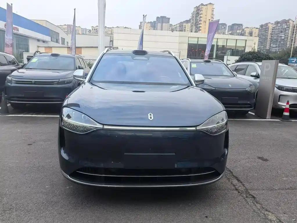2025 AITO M9 Car Used Chinese Hybrid Cars Export Deals 2025 AITO M9 Car Used Chinese Hybrid Cars Export Deals