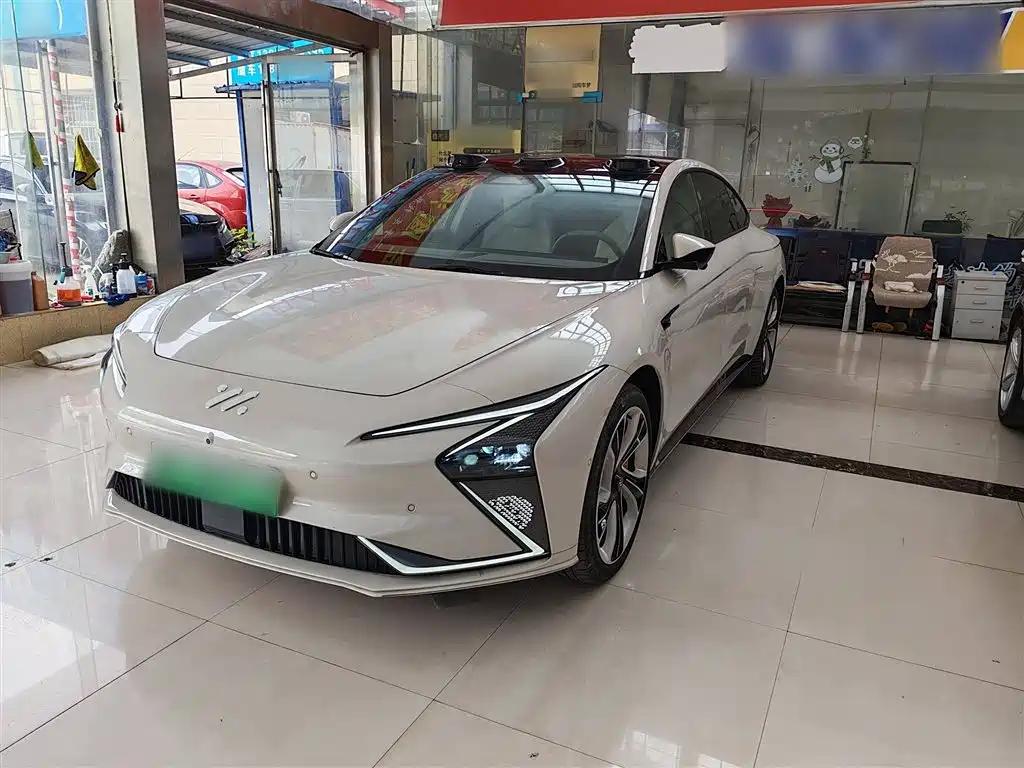 2025 IM L7 - New Chinese EV Luxury Sedan 2025 IM L7 - New Chinese EV Luxury Sedan