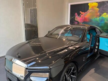 2025 Rolls-Royce Spectre - Best Chinese EV Companies Lux