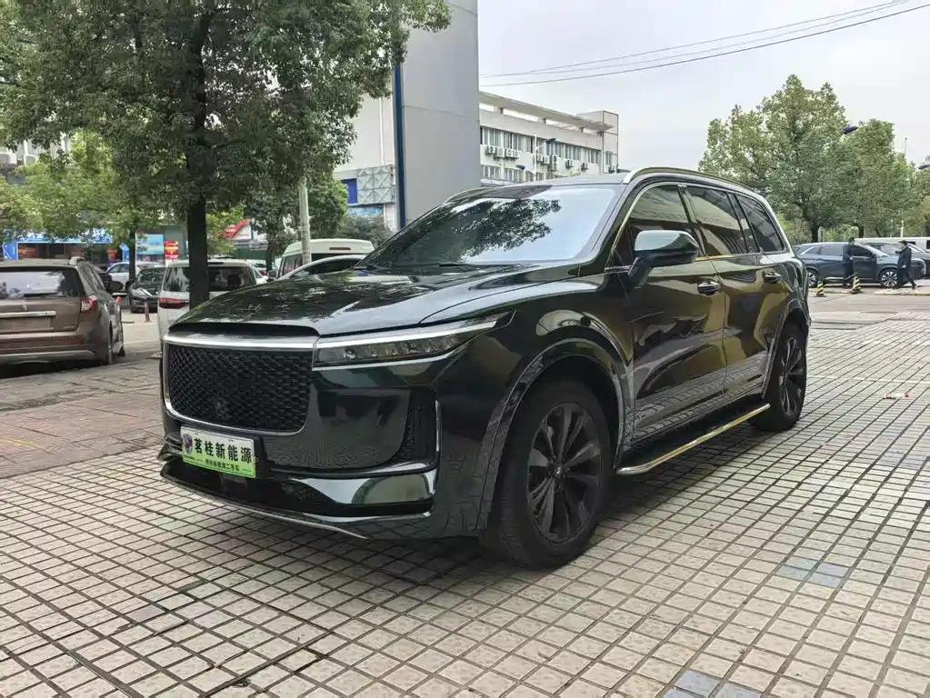 All in One: Versatile Best Chinese EV Rival All in One: Versatile Best Chinese EV Rival