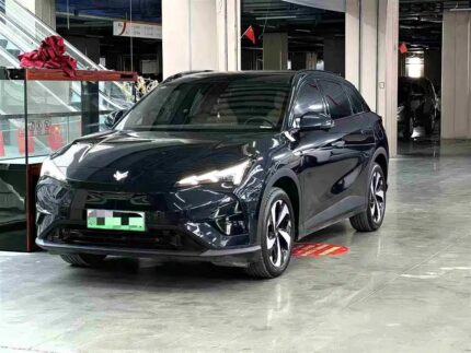 ARCFOX αT5 2025: Chinese EV Car Companies