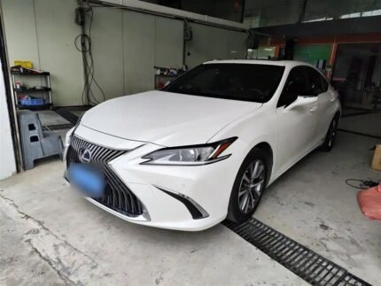 Attractive Used Lexus ES for Sale: Chinese Car Lot Deals