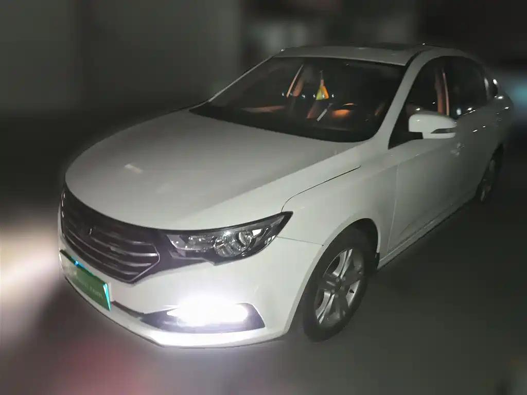 Bestune B30 2020 Export - Best Chinese EV Companies Sedan Bestune B30 2020 Export - Best Chinese EV Companies Sedan