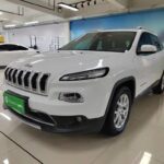 Black Jeep Cherokee 2018 Chinese Electric Car Prices