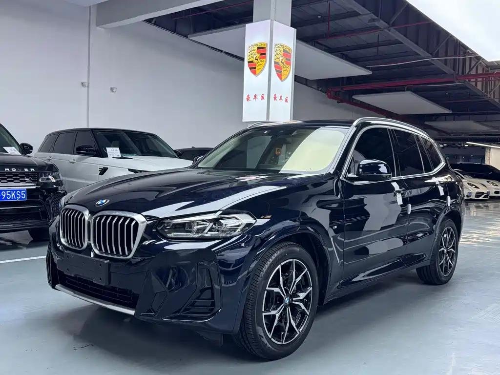 BMW X3 Dune Grey: Used Car China App Convenience BMW X3 Dune Grey: Used Car China App Convenience