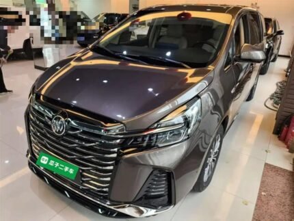 Buick GL8 Flagship Luxury: Chinese Used Cars in Dubai
