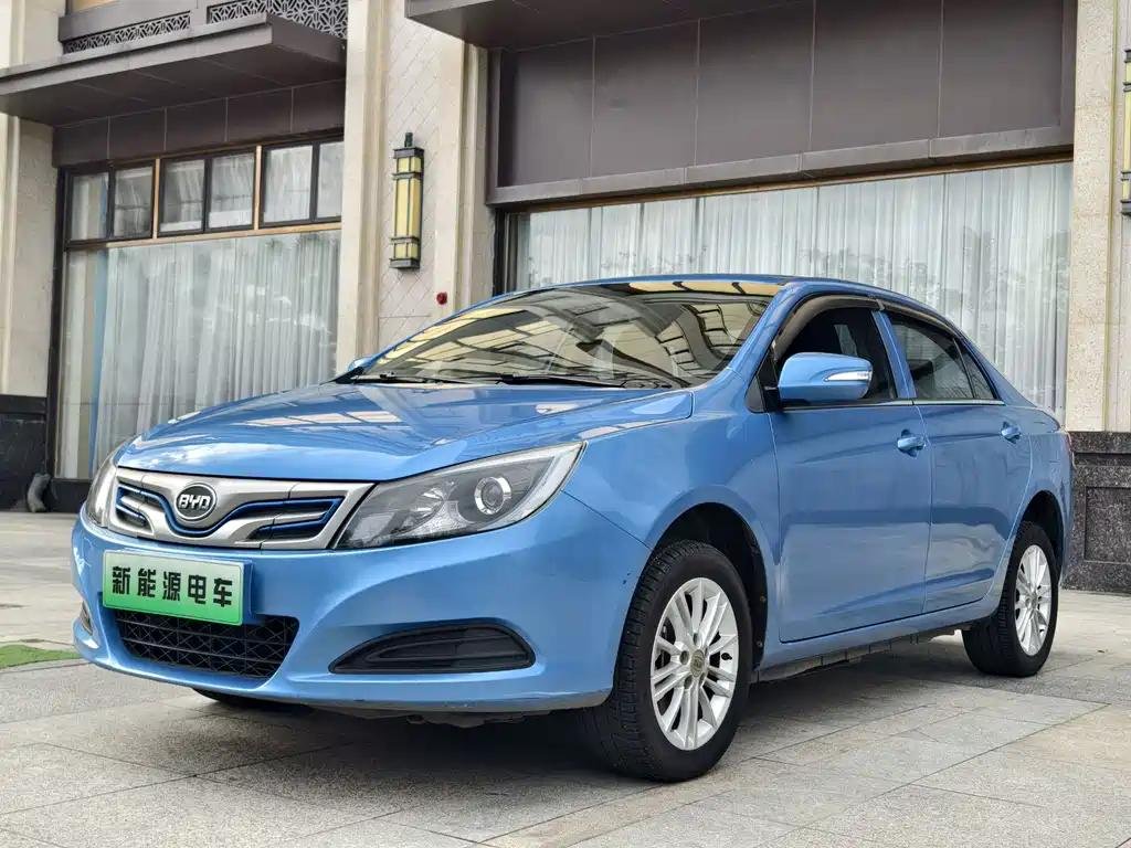 BYD e5 Precio BYD e5 Precio