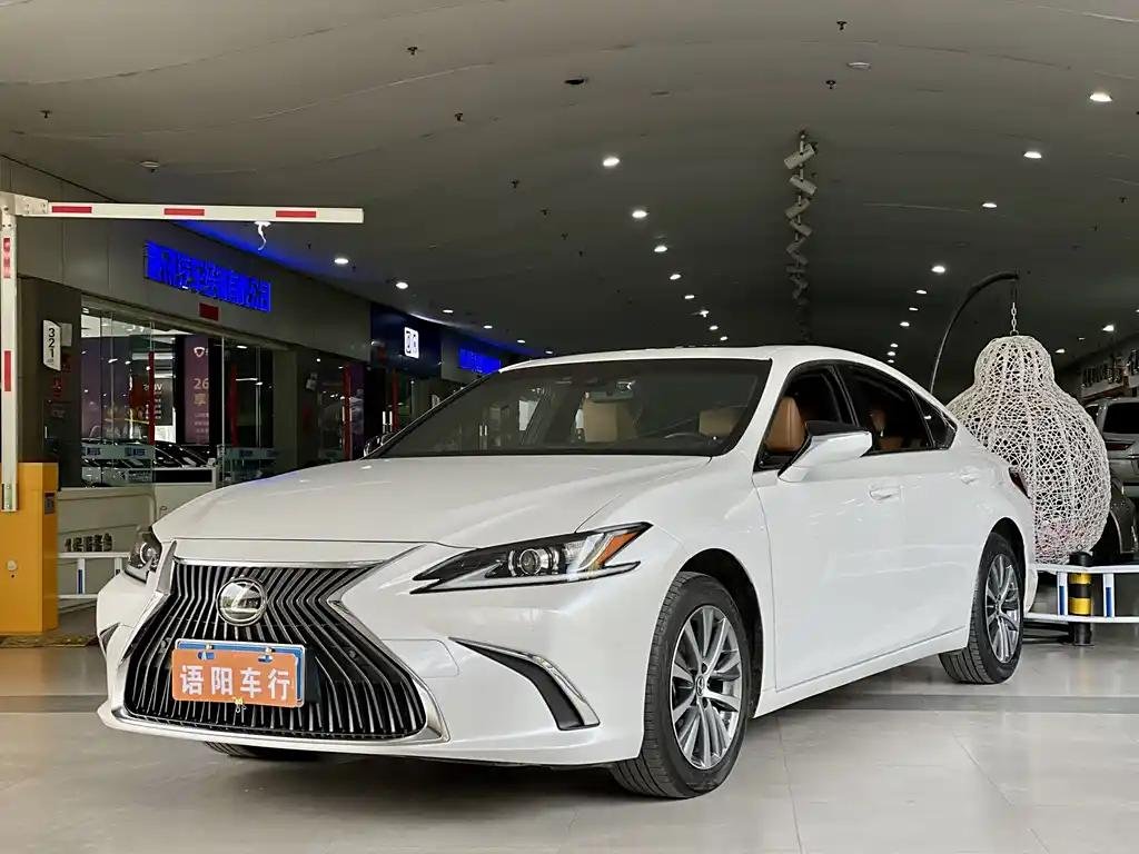 China's Top Lexus ES 2021 Petrol Exporter China's Top Lexus ES 2021 Petrol Exporter