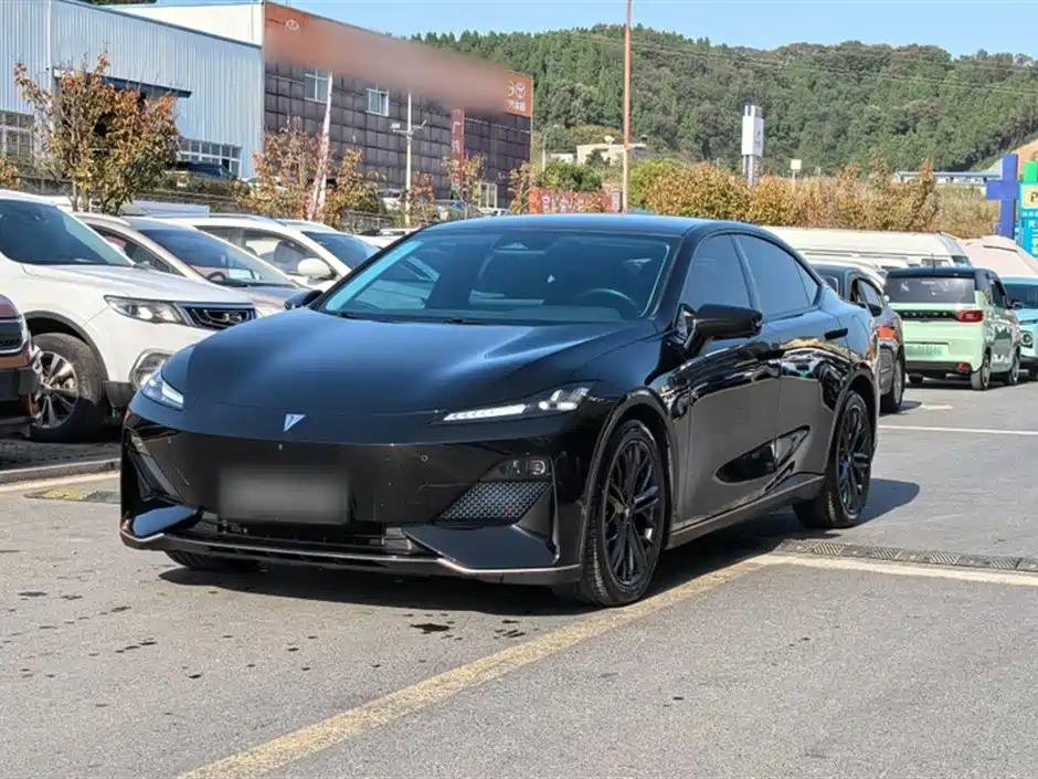 Compare 2022 Deepal SL03 vs Mazda EZ6: Reliable Old Chinese Cars for Export Compare 2022 Deepal SL03 vs Mazda EZ6: Reliable Old Chinese Cars for Export