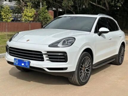 Detailed Review Porsche Cayenne via Chinese Used Car App