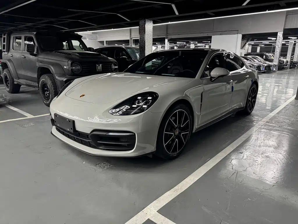 Efficient Porsche Panamera MPG Among Second Hand Cars for Sale in China Efficient Porsche Panamera MPG Among Second Hand Cars for Sale in China