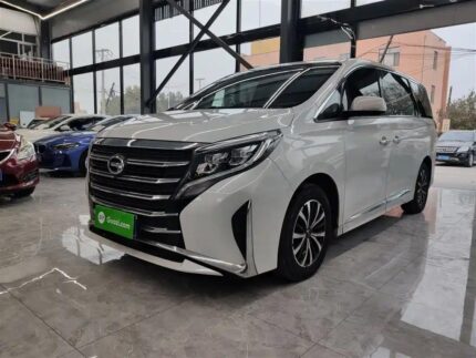 Efficient Trumpchi M8 PHEV: Old Chinese Car Companies