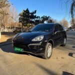 Elegant Porsche Cayenne White as Chinese Used Car Export