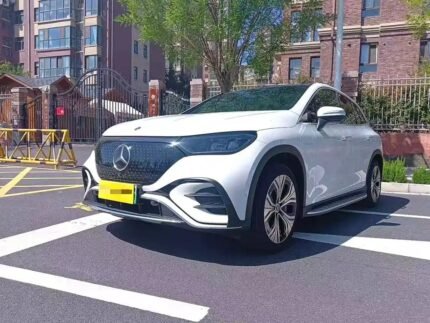 EQE Mercedes SUV