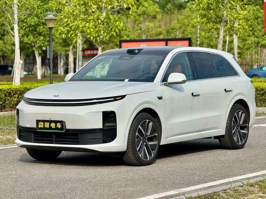 Excellent Li L6 Review: Convenient China Used Car App Excellent Li L6 Review: Convenient China Used Car App
