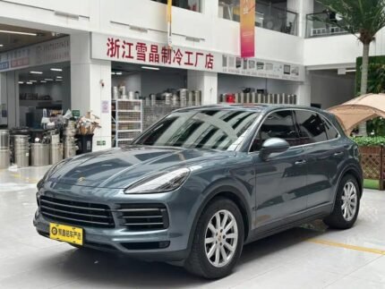 Explore Porsche Cayenne Inside 2019: Cheap Used Cars in China Export