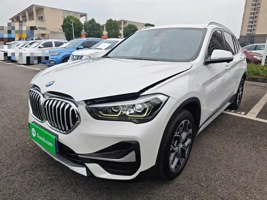 Fortuner vs BMW X1 Comparison: Chinese Automobile Manufacturer Fortuner vs BMW X1 Comparison: Chinese Automobile Manufacturer