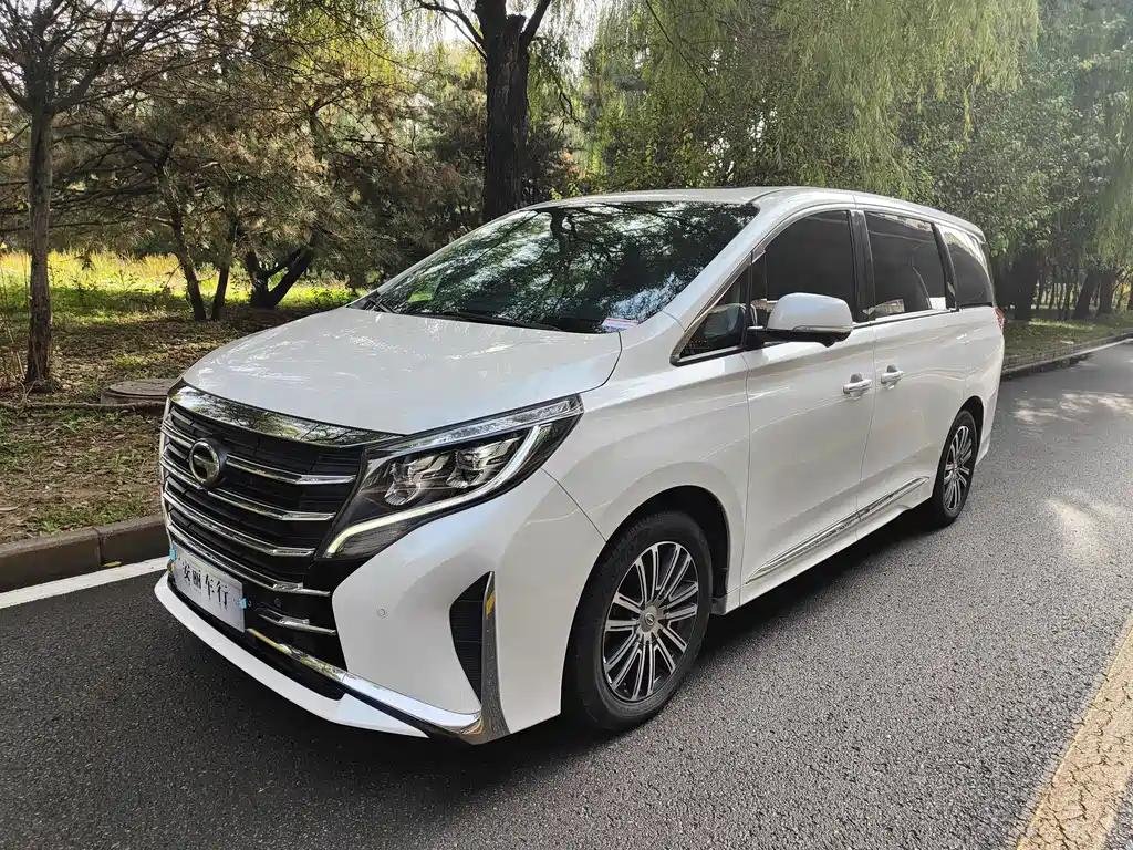GAC Trumpchi M8 Hybrid 2022 Used Car in Chinese Export GAC Trumpchi M8 Hybrid 2022 Used Car in Chinese Export