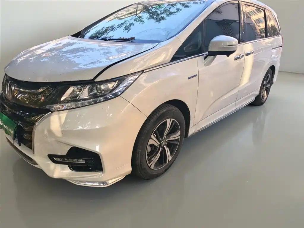 Honda Odyssey vs Kia Carnival: Best Chinese Hybrid Cars Honda Odyssey vs Kia Carnival: Best Chinese Hybrid Cars
