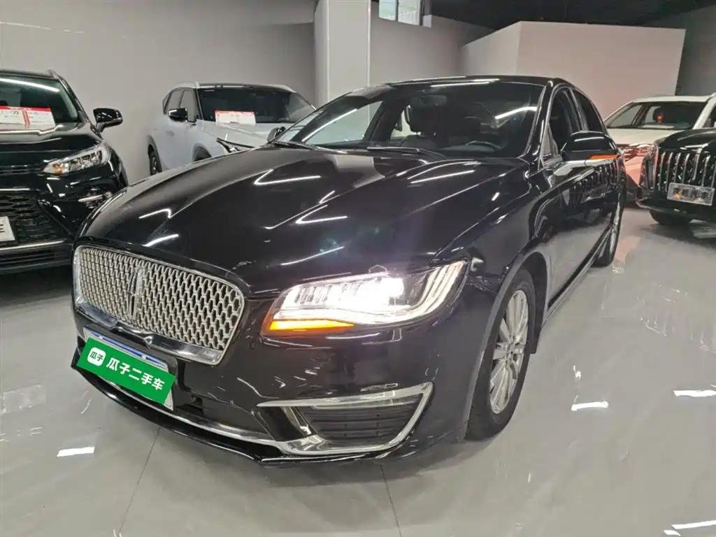 Hybrid Lincoln MKZ: Refined China Old Man Car Comfort Hybrid Lincoln MKZ: Refined China Old Man Car Comfort