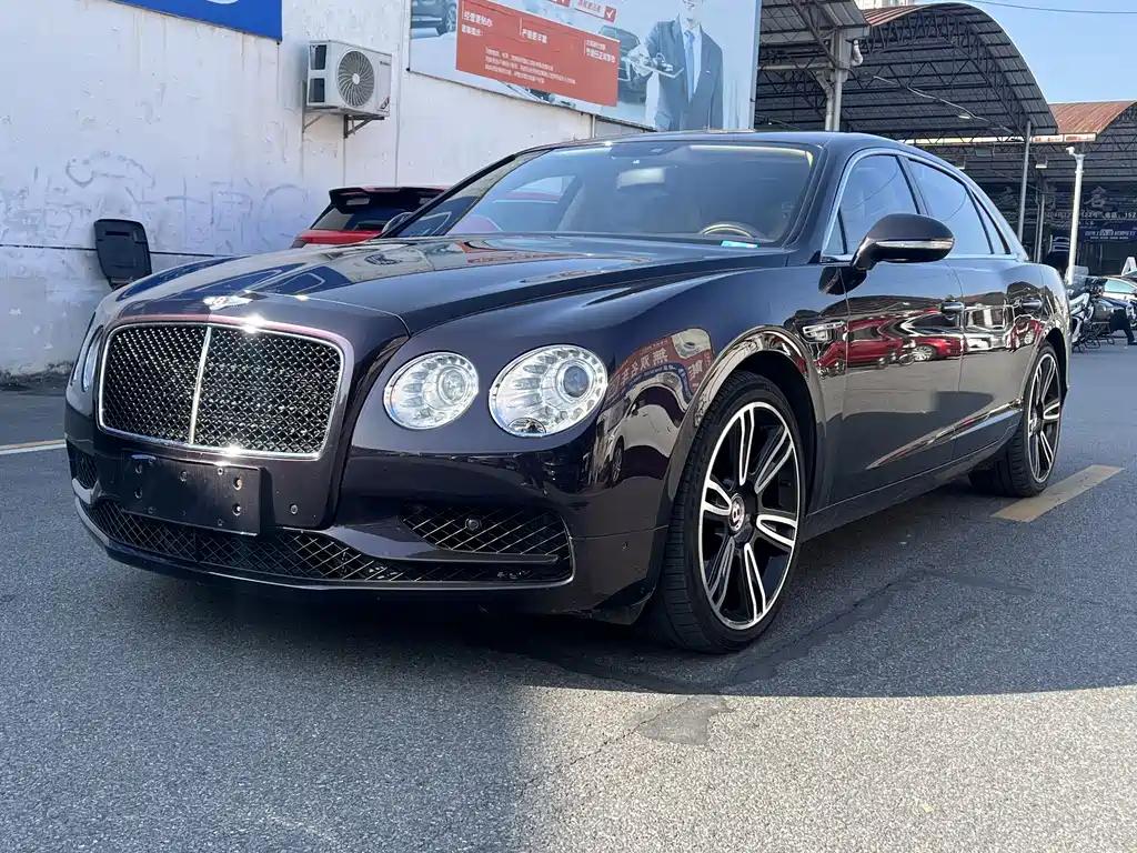 Interior Bentley Flying Spur: Chinese Car EV Contrast Interior Bentley Flying Spur: Chinese Car EV Contrast