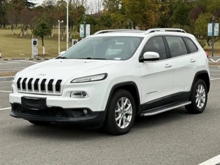 Jeep Cherokee Interior 2017: Used Car China App