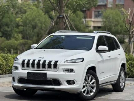 Jeep Cherokee Overland 2018: Used Car China Sale