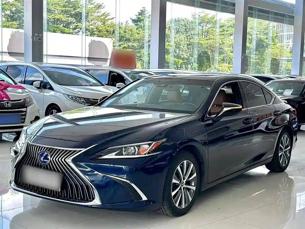 Lexus ES Generations Evolution: Exciting Chinese Used Car Auction Lexus ES Generations Evolution: Exciting Chinese Used Car Auction