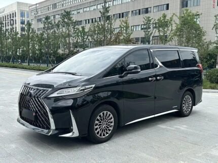 Lexus LM 2022 Hybrid 4x4 China