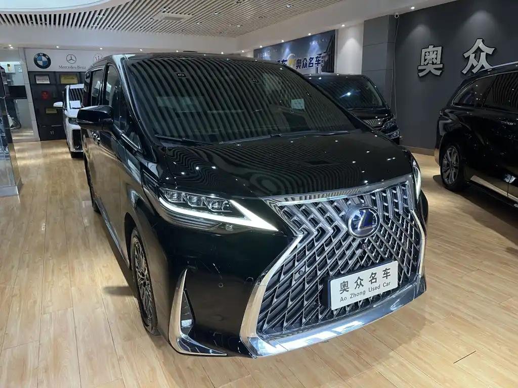 Lexus LM 2022 Hybrid: Global Shipping Lexus LM 2022 Hybrid: Global Shipping