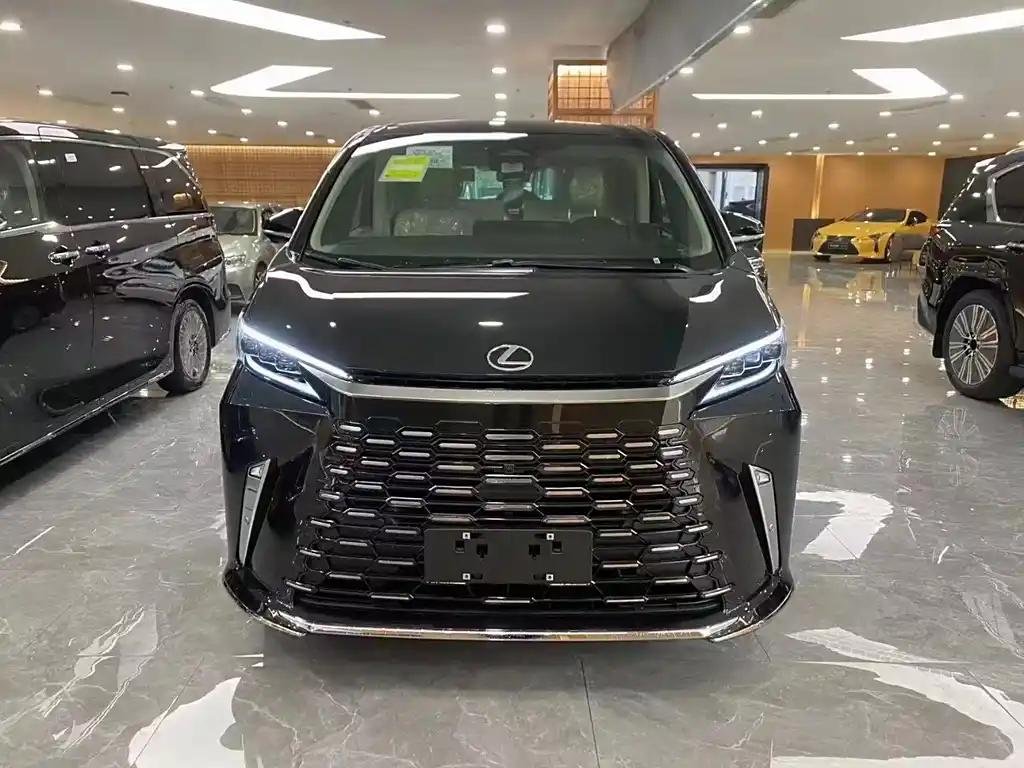 Lexus LM 2024 4WD: Affordable Luxury Lexus LM 2024 4WD: Affordable Luxury