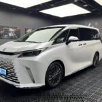 Lexus LM 2.4L Hybrid 4WD: Used & Reliable