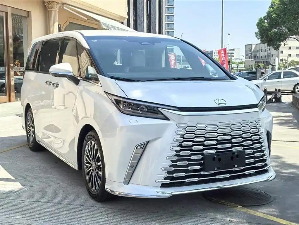 Lexus LM Hybrid 4WD: Buy from China Lexus LM Hybrid 4WD: Buy from China