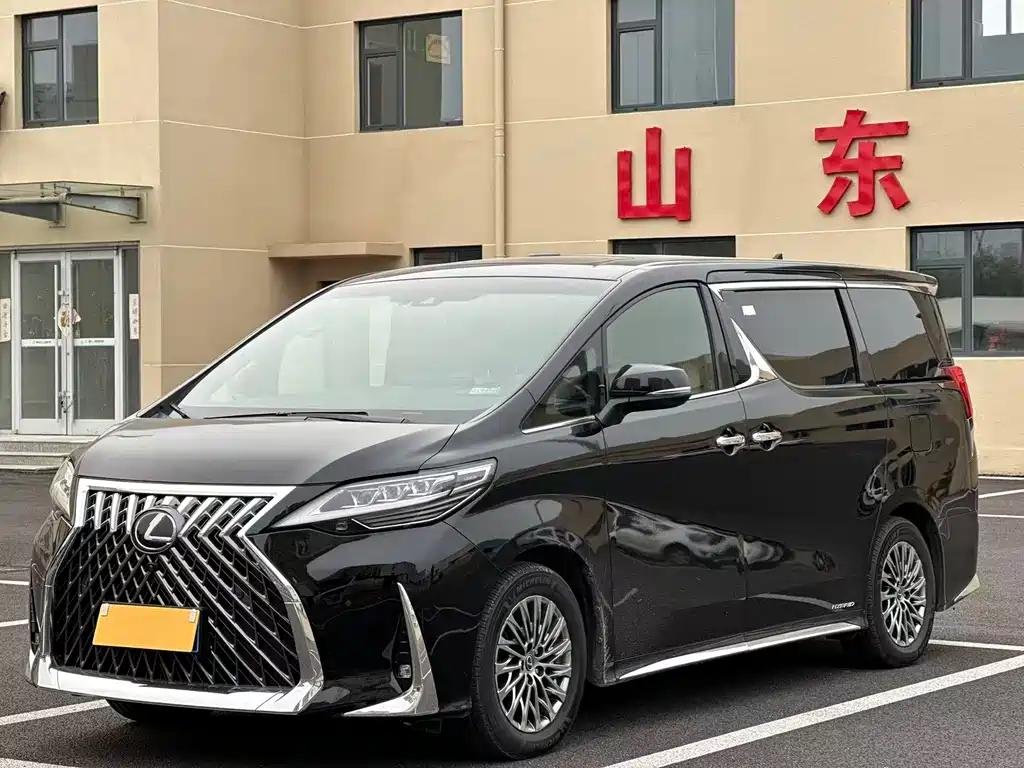 Lexus LM Interior: Lavish Best Chinese EV Alternative Lexus LM Interior: Lavish Best Chinese EV Alternative