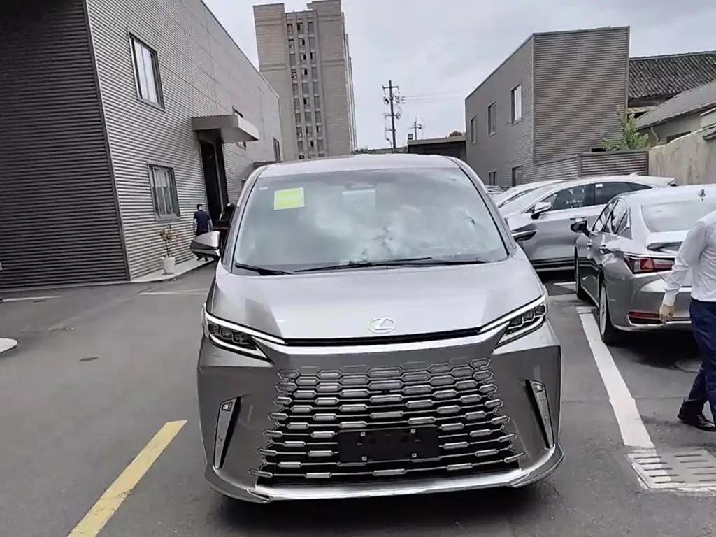 Lexus LM: Your Luxury SUV Awaits Lexus LM: Your Luxury SUV Awaits
