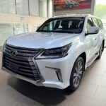 Lexus LX 2020 5.7L: Reliable 4WD
