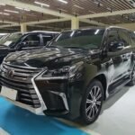 Lexus LX 2020 5.7L: Stylish and Safe