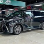 Luxury SUV: Lexus LM from China