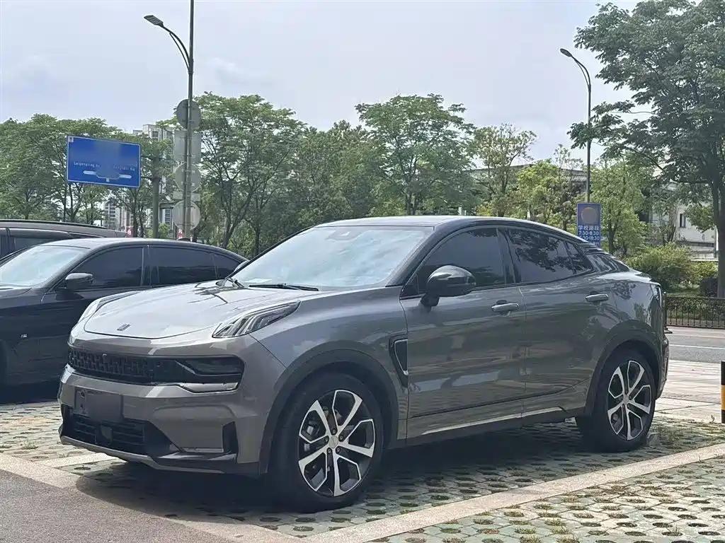 Lynk and Co 05: Hot Used Car China for Sale Hybrid Lynk and Co 05: Hot Used Car China for Sale Hybrid