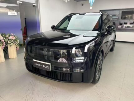 Lynk & Co Lynk & Co 01 PHEV Lynk & Co 900 2025 1.5T Ultra